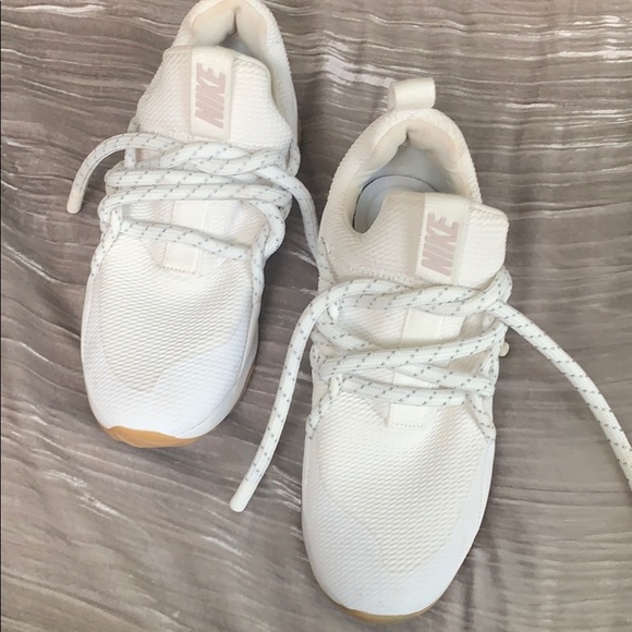 nike white laces